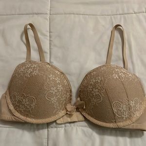 Gilly Hicks bra, nice beige color.